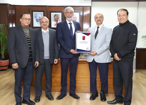 Chairman SAIL along with SAIL Directors and CVO SAIL holding the certificate